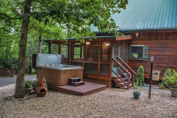 Property grounds - Chasing Rainbows (Mineral Bluff)