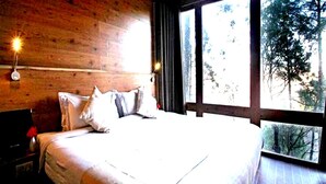 Deluxe Tree House, 1 Double Bed, Hill View | 1 bedroom, iron/ironing board (on request), WiFi (free) - Kasauli Hills Resort (Kasauli)