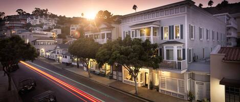 Façade de l’hébergement - soirée/nuit