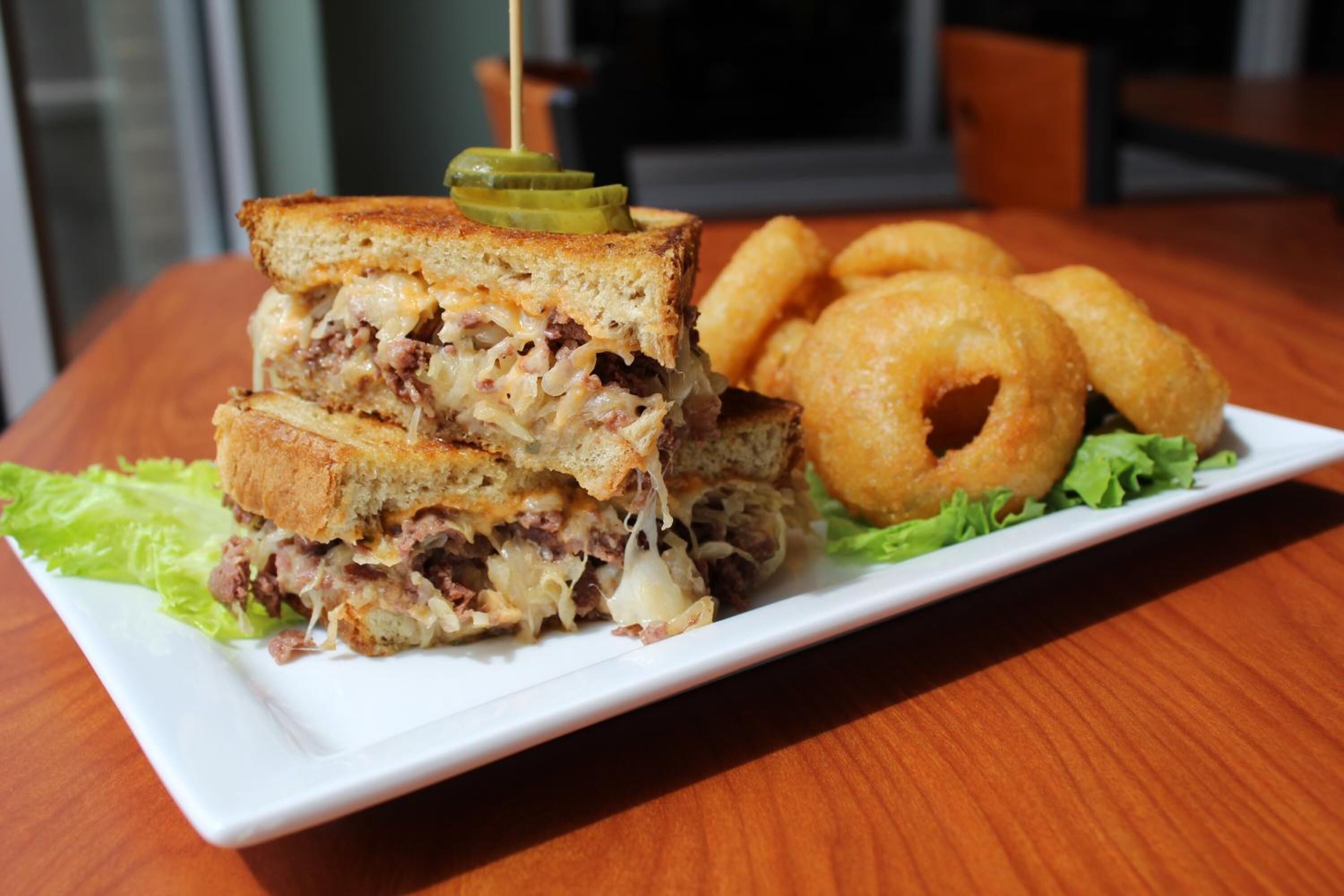 breakfast, lunch, dinner served; golf course views