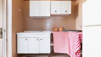 Condo, 2 Bedrooms (1368) | Private kitchen | Full-sized fridge, stovetop, cookware/dishes/utensils