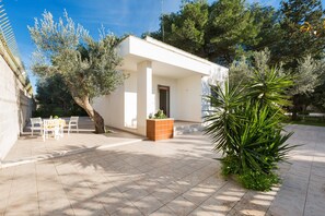 Front of property - Villetta La Pineta (Porto Cesareo)