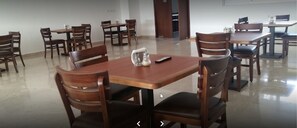 บริเวณรับประทานอาหารสำหรับครอบครัว