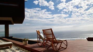 Sun deck