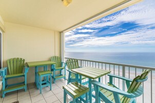 Comfort-Apartment, 2 Schlafzimmer, Poolzugang, Strandblick | Balkon