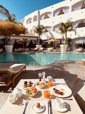 Breakfast meal - Grand Hotel Cannigione (Arzachena)