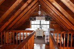 House - Deer Haven (Blue Ridge)