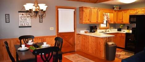 House | In-room dining