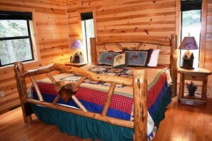 3 bedrooms, desk, free WiFi - A Woodland Retreat (Mineral Bluff)