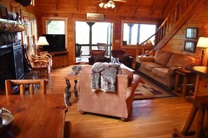 Ferienhaus | Wohnbereich | Fernseher, Kamin, DVD-Player