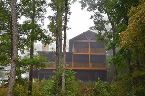 Front of property - The Three Bear Lodge in Blue Ridge (Blue Ridge)