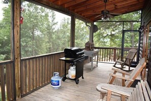 Terrace/patio - The Three Bear Lodge in Blue Ridge (Blue Ridge)