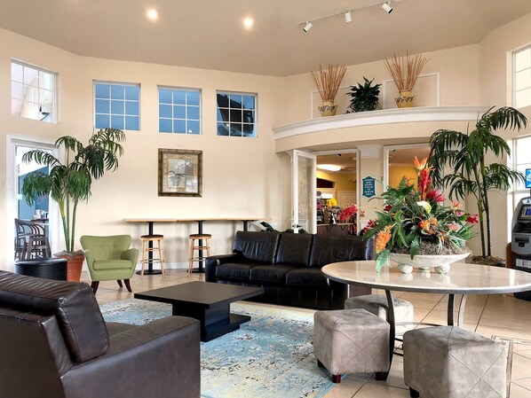 Área de estar no saguão