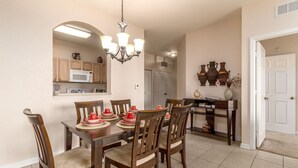 Townhome, 3 Bedrooms | In-room dining