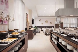 Daily buffet breakfast (AMD 9000 per person)