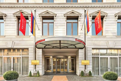 Ramada Hotel & Suites by Wyndham Yerevan