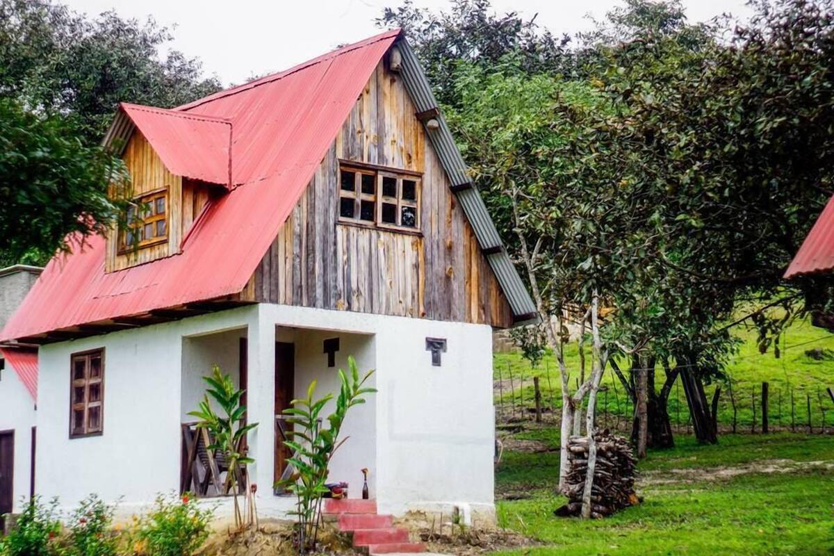 Individually furnished, bed sheets