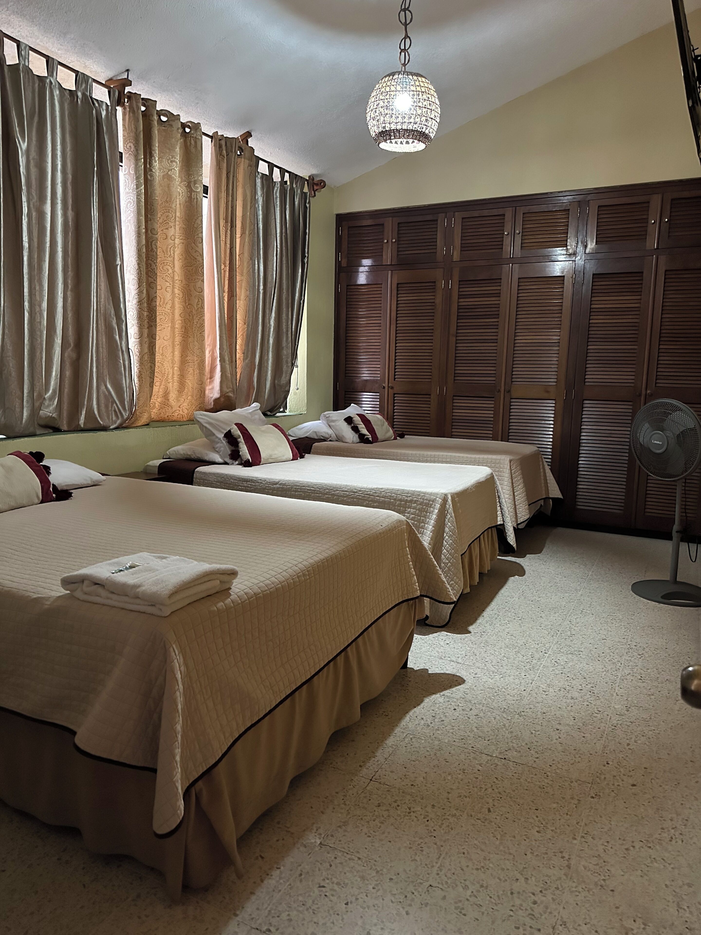 Wi-Fi gratuit, draps fournis