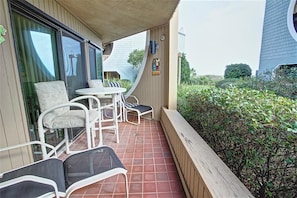 Condo, 2 Queen Beds, Partial Ocean View (Wave Whisperer) | Balcony view