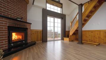 Room (30 PY/ No Extra Towel) | Living area | Flat-screen TV