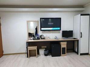 Deluxe Room (VIP) | Room amenity