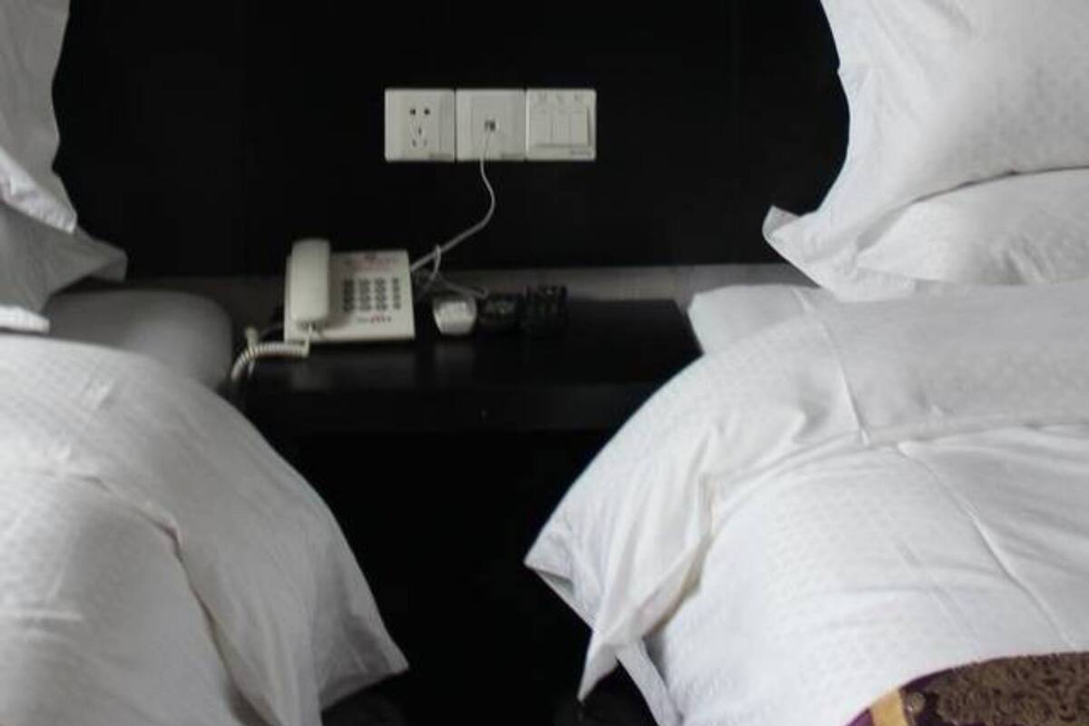 Business Twin Room | Blackout curtains, free WiFi