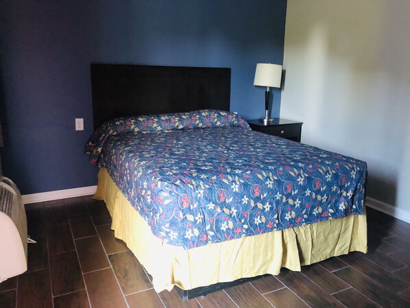 1 bedroom, hypo-allergenic bedding, free WiFi, bed sheets