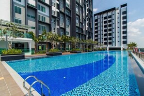 Outdoor pool - Yoyo Sweety Homestay (Klang)