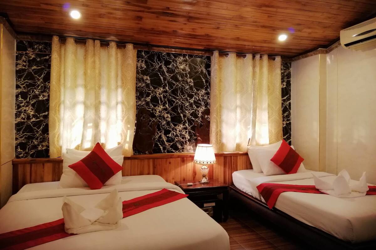 Superior Triple Room, Berbilang Katil | Peti besi dalam bilik, kalis bunyi, Wi-fi percuma 