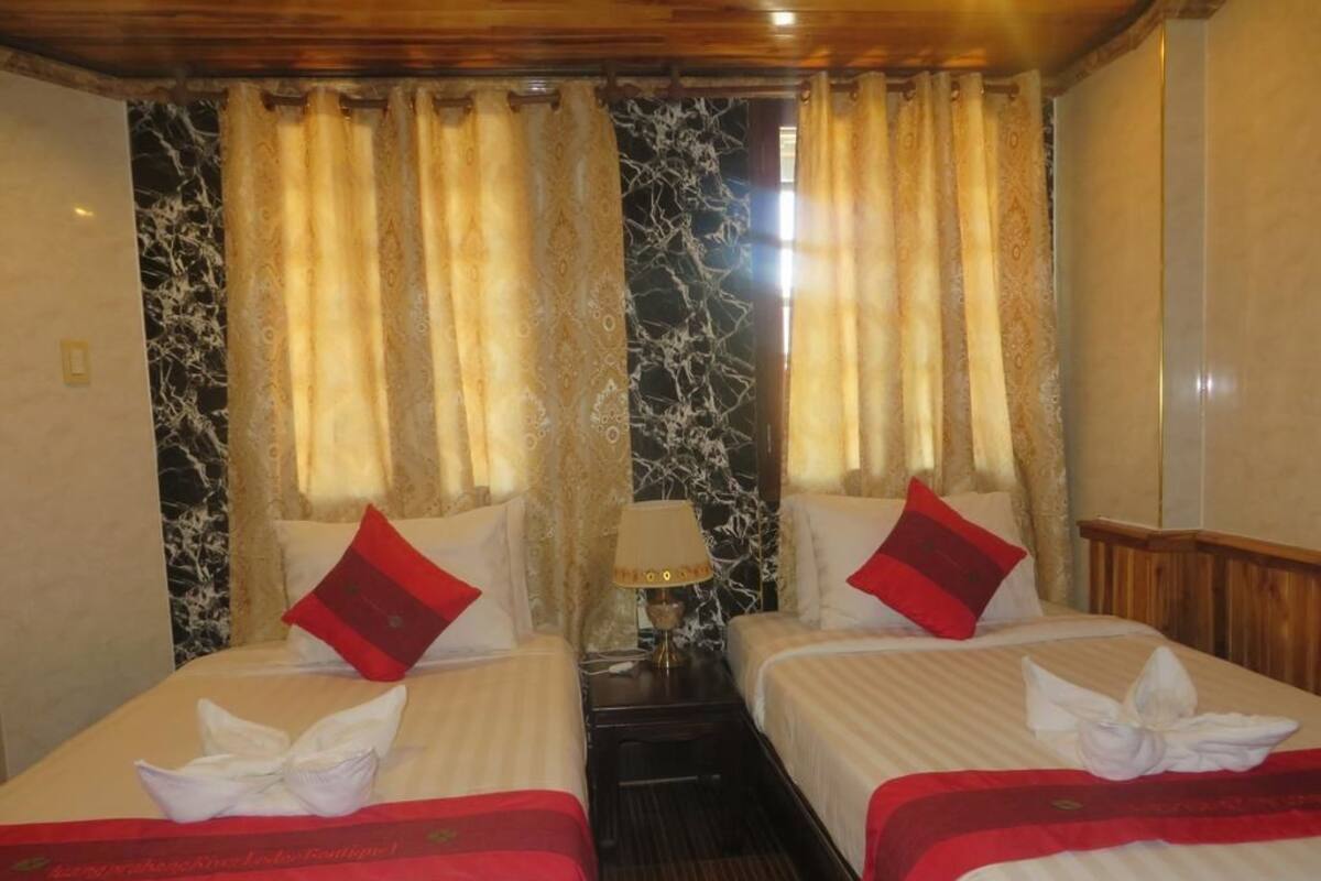 Superior Twin Room, 2 Katil Bujang (Single) | Peti besi dalam bilik, kalis bunyi, Wi-fi percuma 