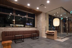 Reception - Meet Inn Narita (Narita)