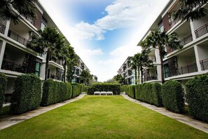 Property grounds - Title Rawai by Rents In Phuket (Rawai)