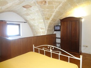 Appartement Duplex | Bureau, Wi-Fi gratuit, draps fournis