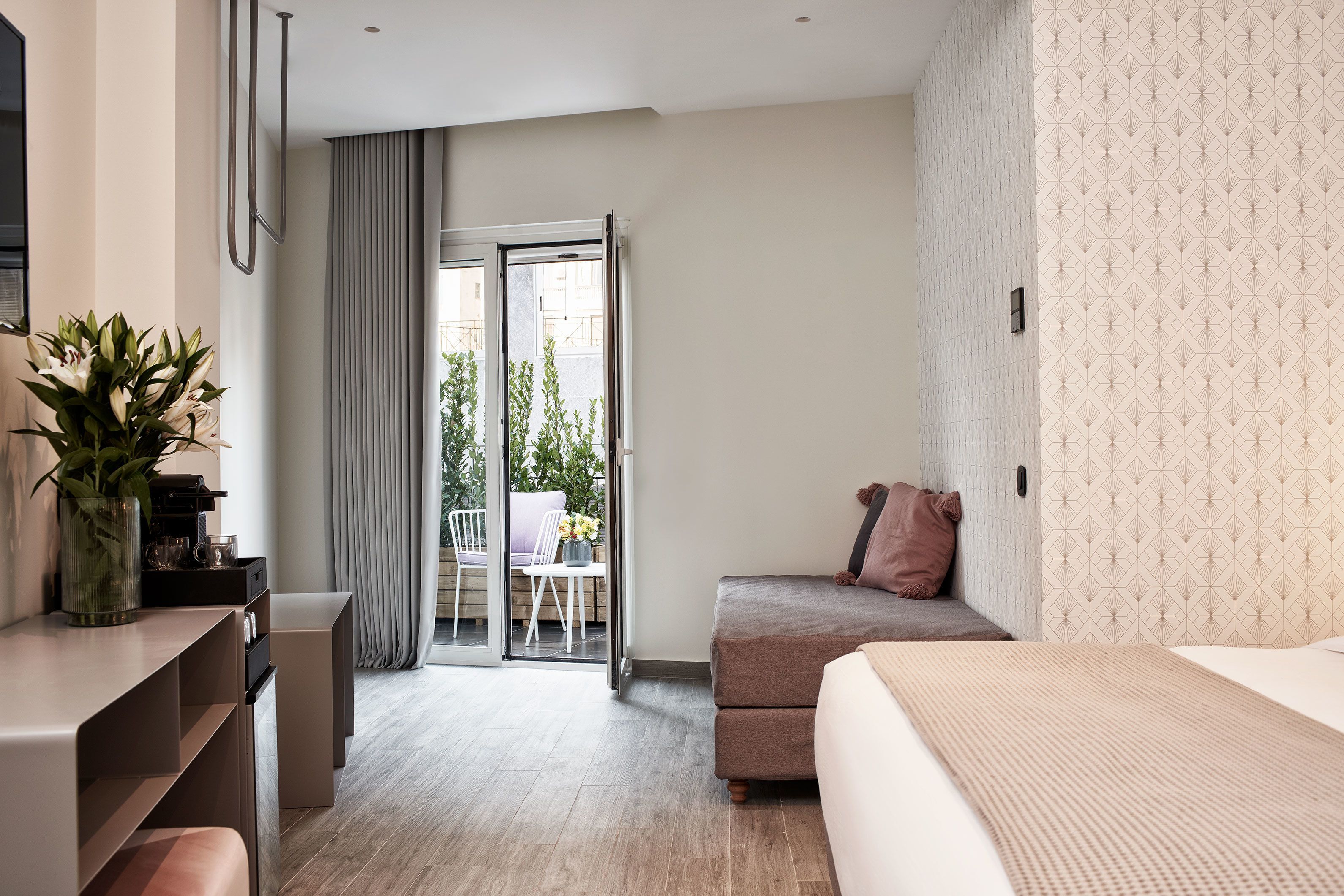 family suite, balcony | minibar, in-room safe, soundproofing, free cots/infant beds