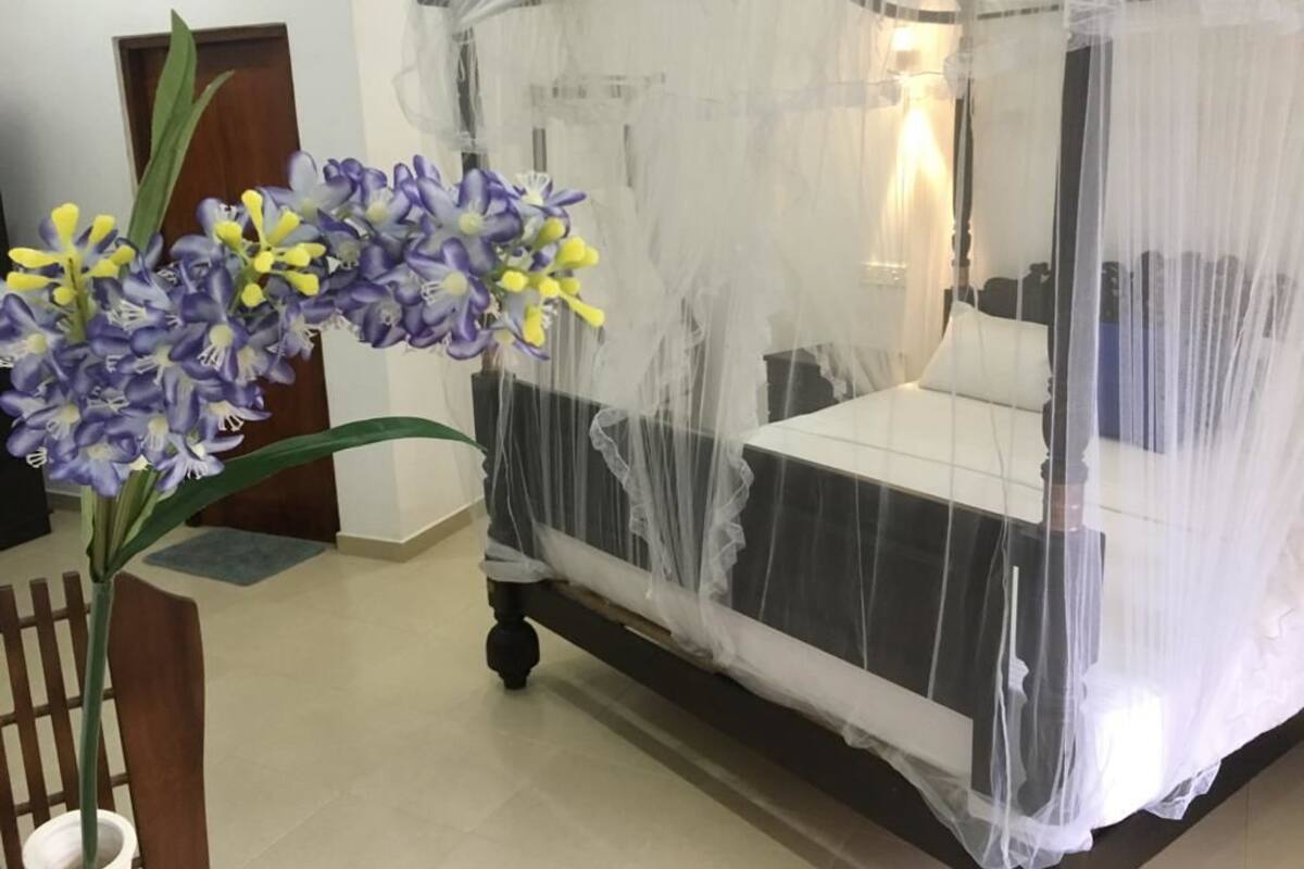 Deluxe Double Room, 1 Queen Bed, City View | 2 bedrooms, desk, blackout drapes, soundproofing