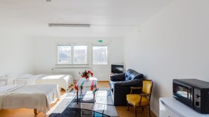 Classic Apartment, 2 Twin Beds