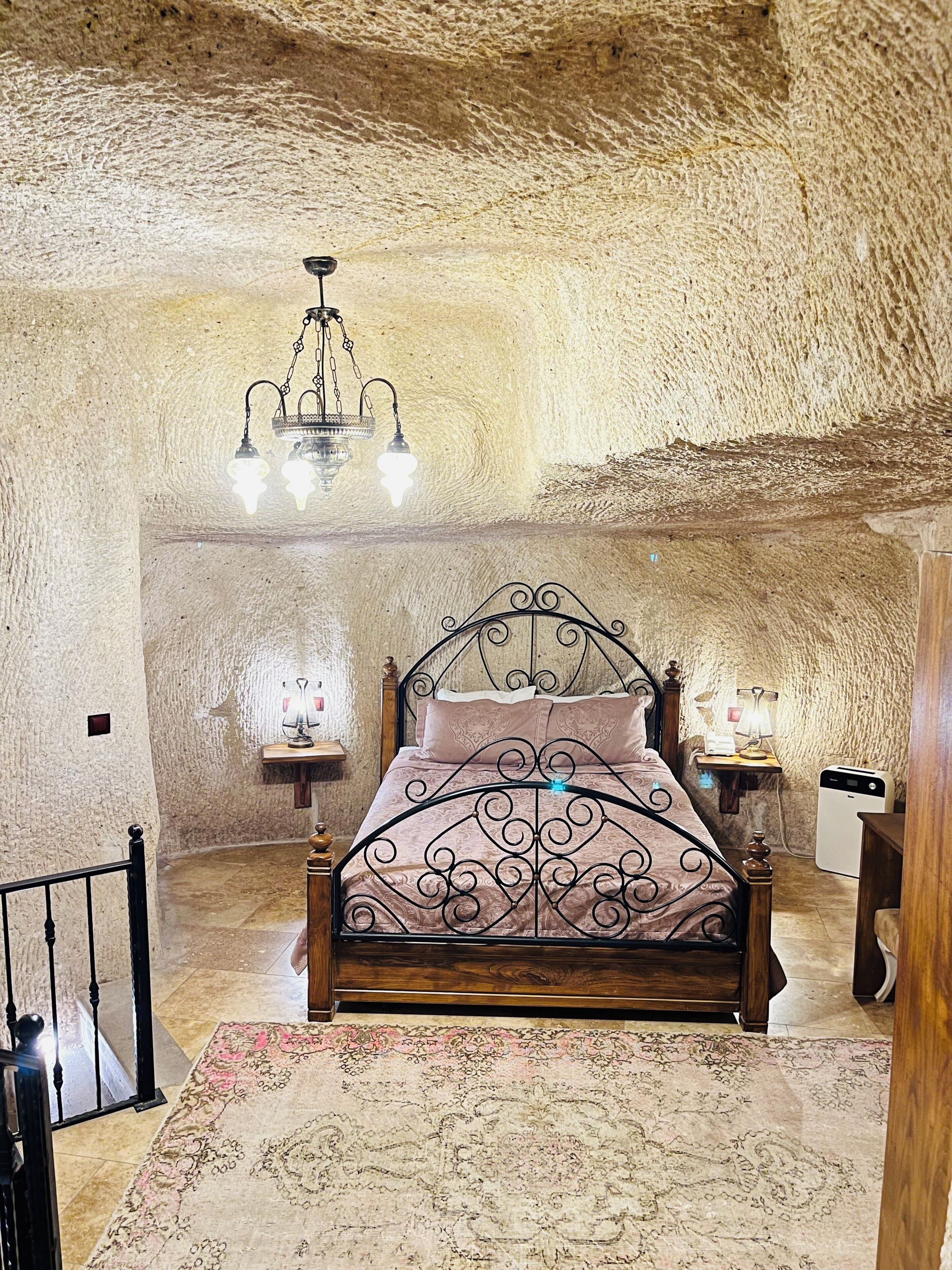 King Double Suite | Free minibar items, in-room safe, individually decorated