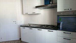 Private kitchenette - Appartamenti Mareblu (Badesi)