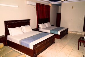 2 Schlafzimmer, Bügeleisen/Bügelbrett, Internetzugang