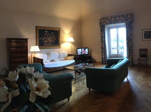 Apartment, 3 Bedrooms, City View | Living area | Flat-screen TV - Oriuolo Giotto (Florence)