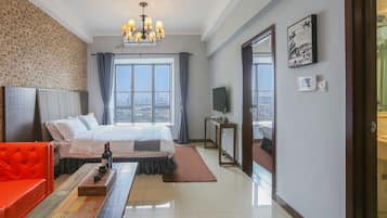 Suite de diseñador | Escritorio, cortinas blackout y wifi gratis