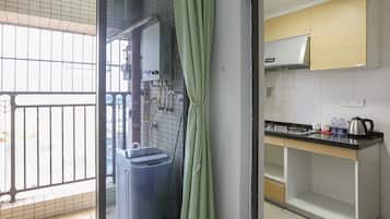 Design Twin Room C | Balcony