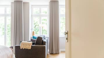 40-inch flat-screen TV with cable channels, TV