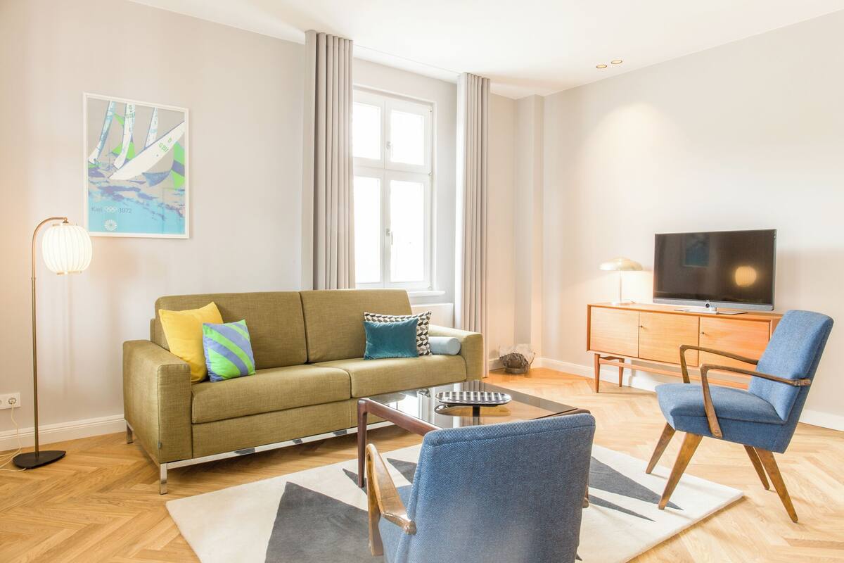 40-inch flat-screen TV with cable channels, TV