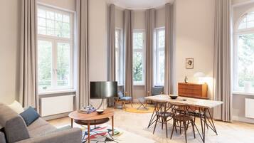 One-Bedroom Apartment with Terrace No. 2 | 1 bedroom, hypo-allergenic bedding, individually decorated