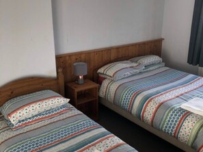特色装修、特色家居、免费 WiFi、床单