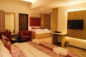 Premium bedding, blackout drapes, free WiFi, bed sheets