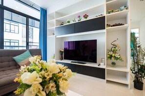 Televisión de pantalla plana