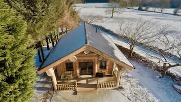 Cabin | Exterior