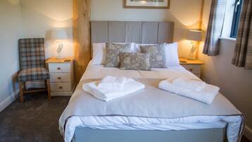 Cabin | 1 bedroom, iron/ironing board, free WiFi, bed sheets